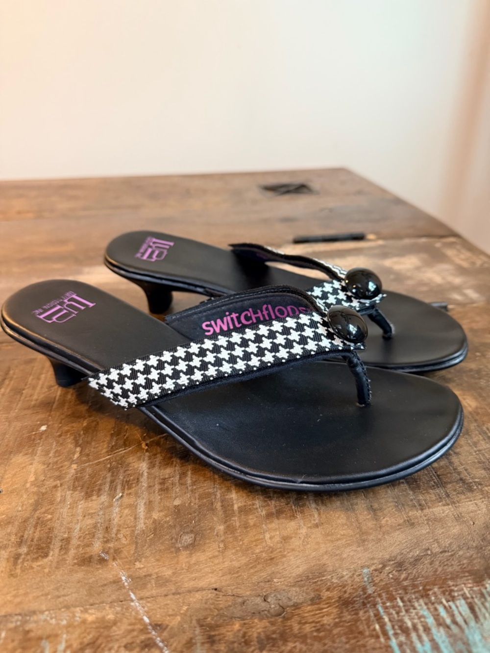 Black Houndstooth Thong Sandals